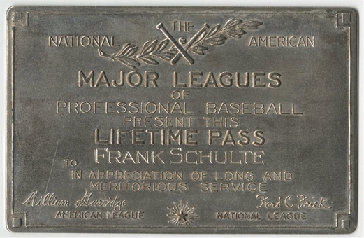 Frank Schulte Lifetime Major Leagues Pass